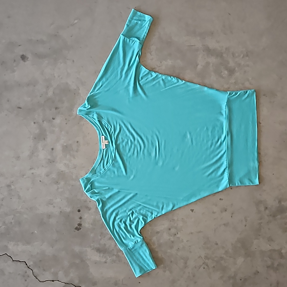 Zenana Outfitters blue green dolman sleeve banded bottom 3/4 sleeve shirt small